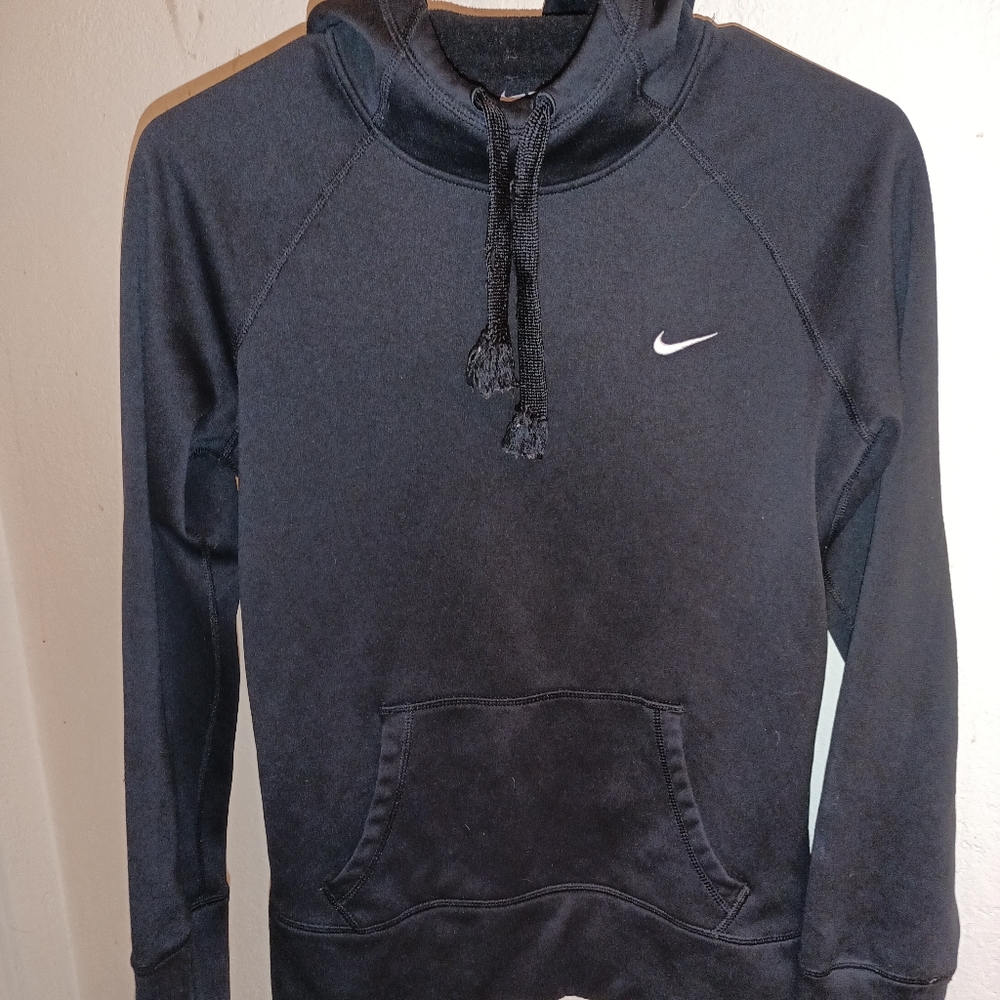 Nike thermal hoodie